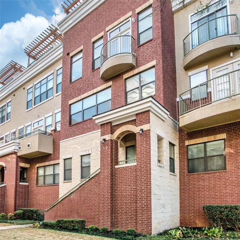 1201 Beaconsfield Lane # 108, Arlington TX 76011