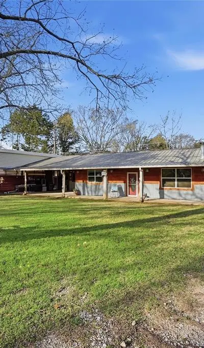 115 Friar Tuck Drive, Gordonville TX 76245 - Photo 2