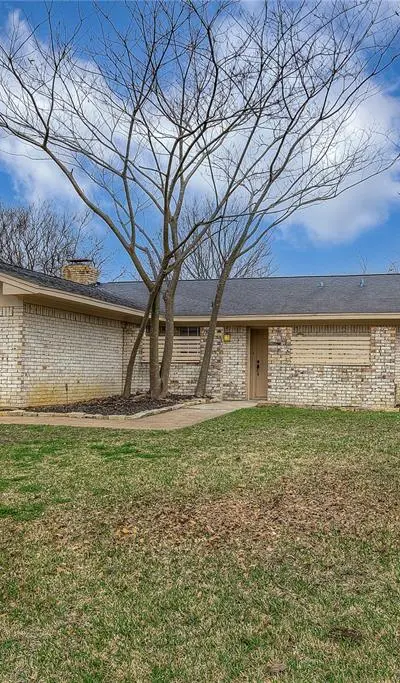1218 Northwood Drive, Commerce TX 75428 - Photo 3