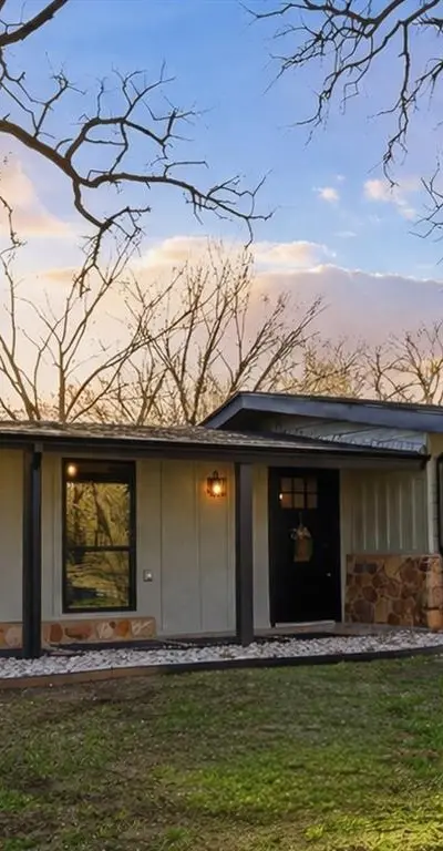 1006 NEWELL Drive, Hudson Oaks TX 76087