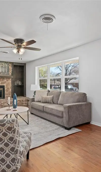 903 Stanley Street, Denton TX 76201 - Photo 3
