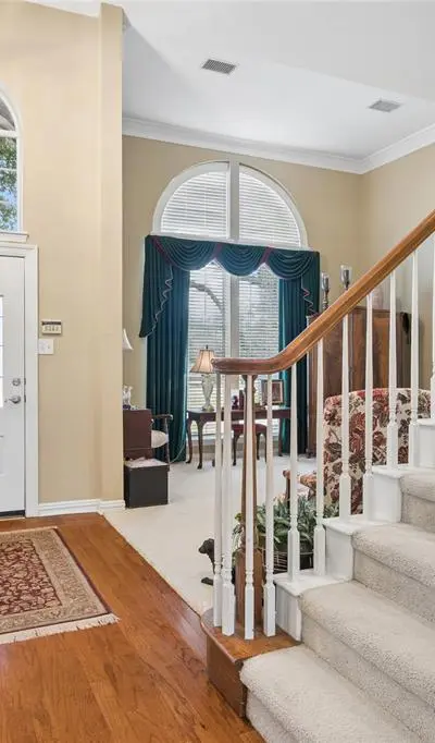 405 Royal Colonnade, Arlington TX 76011 - Photo 2