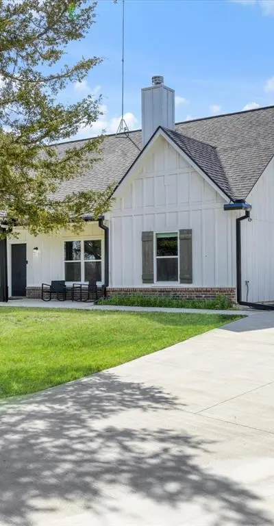 865 County Road 4519, Wolfe City TX 75496