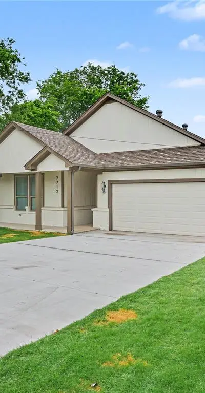 7712 Colton Drive, White Settlement TX 76108