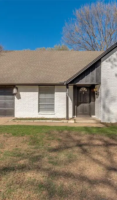 203 Timothy Trail, Duncanville TX 75137 - Photo 2