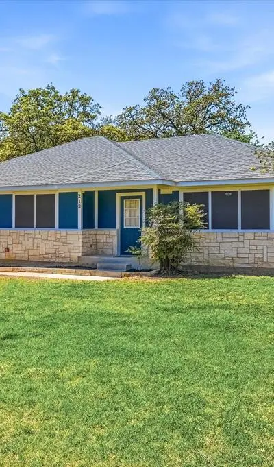 213 Hickory Lane, Hickory Creek TX 75065 - Photo 2