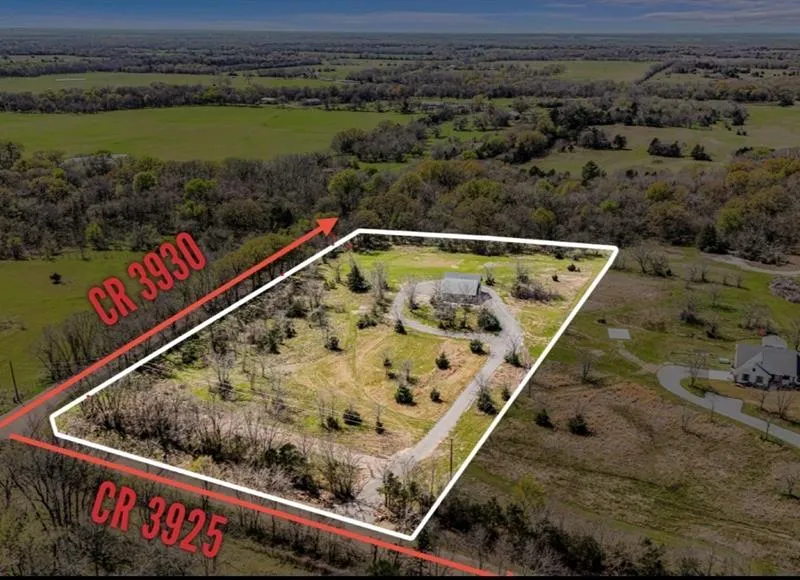 1530 County Road 3925, Wolfe City TX 75449