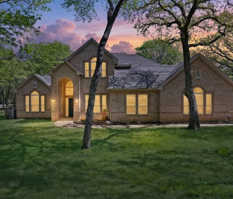 621 Diamond Point Drive, Oak Point TX 75068