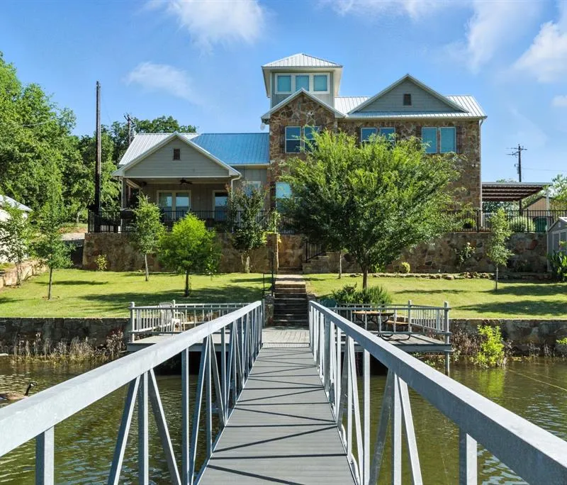 216 Private Road 1735, Chico TX 76431