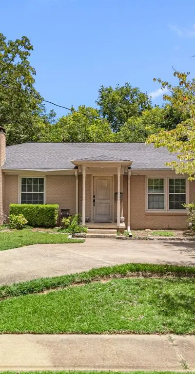 2026 S Wall Avenue, Tyler TX 75701 - Photo 2
