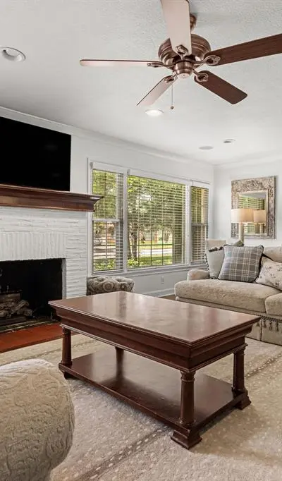 2026 S Wall Avenue, Tyler TX 75701 - Photo 4
