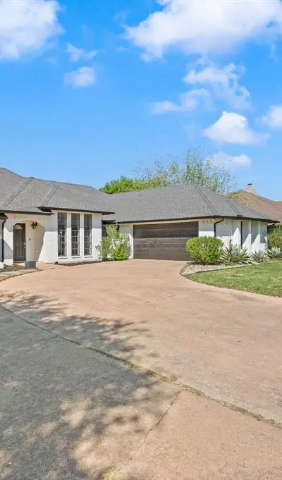 151 Creek Courts Drive, Trophy Club TX 76262 - Photo 5