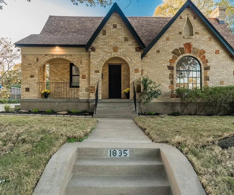 1835 Cedar Crest Boulevard, Dallas TX 75203