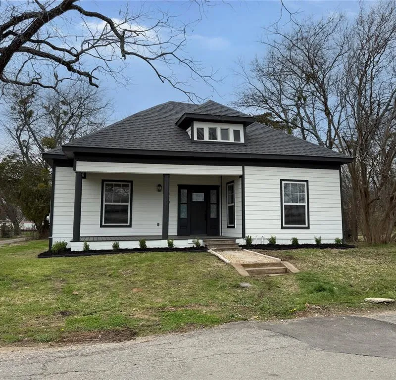 110 Mill Street, Cumby TX 75433