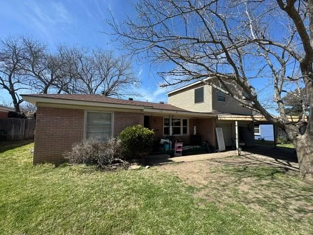 512 Kimbrough Street, White Settlement TX 76108