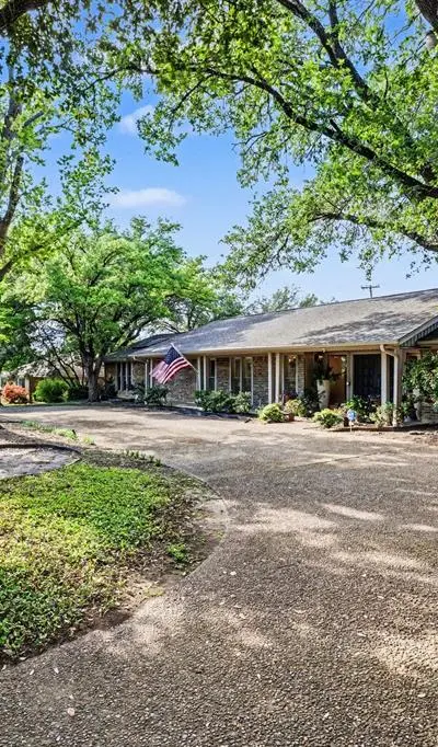 6517 Briarmeade Drive, Dallas TX 75254 - Photo 3