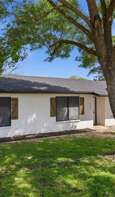102 James Boulevard, Early TX 76802 - Photo 3