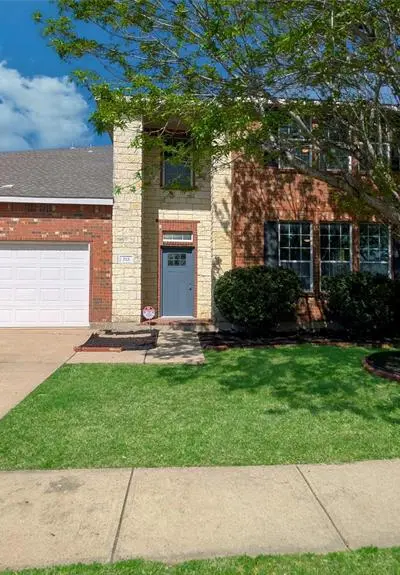 523 Zachum Drive, Arlington TX 76002 - Photo 2