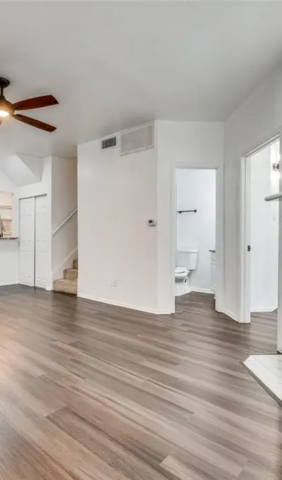 5550 Spring Valley Road # E22, Dallas TX 75254