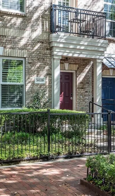 5019 Morris Avenue # 22, Addison TX 75001 - Photo 2