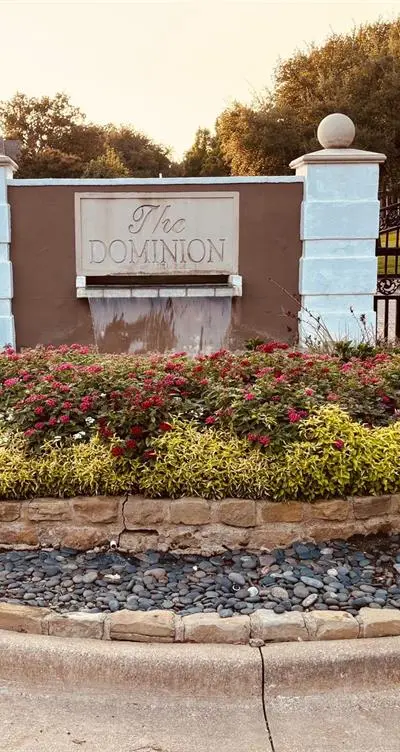 2115 Royal Dominion Court, Arlington TX 76006 - Photo 2