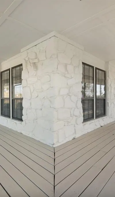 1105 E Highland Road, Oak Leaf TX 75154 - Photo 3