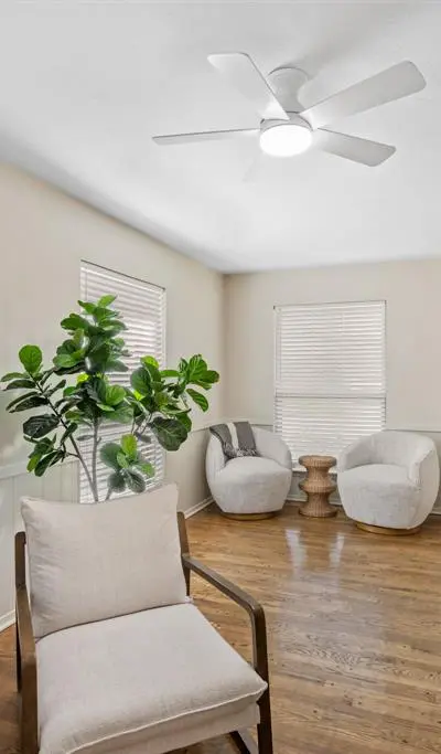 1209 Wildwood Drive, Arlington TX 76011 - Photo 4