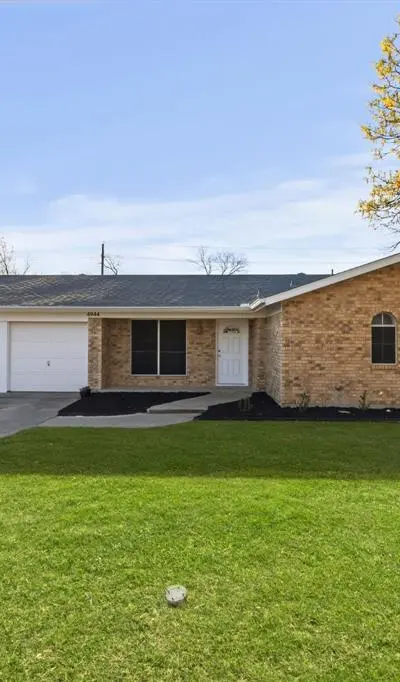 4944 Saucer Drive, Haltom City TX 76117