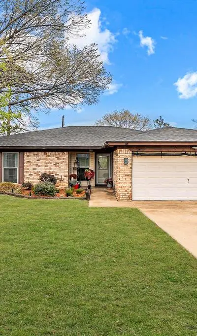748 Regency Drive, Hurst TX 76054