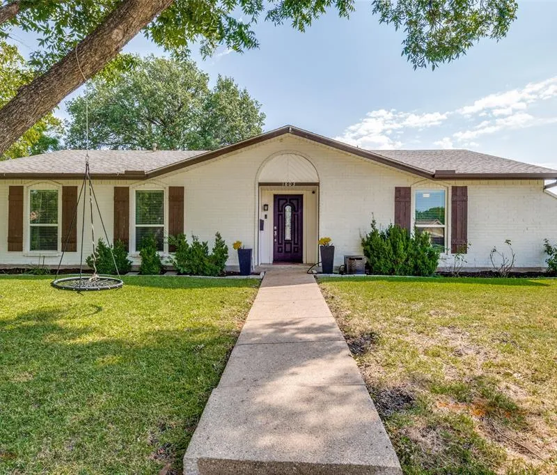 1803 Travis Street, Garland TX 75042
