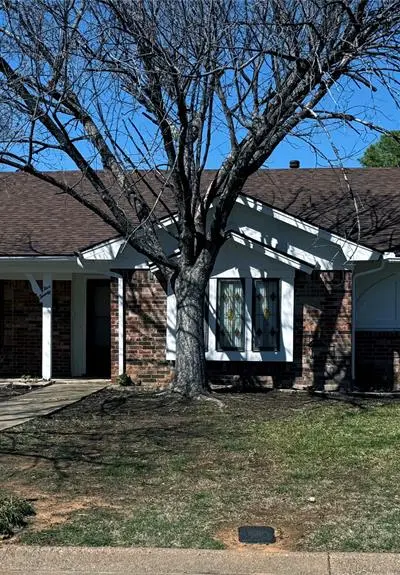 520 Baker Drive, Hurst TX 76054