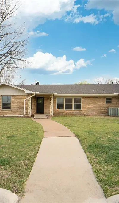1405 W Wheeler Street, Breckenridge TX 76424