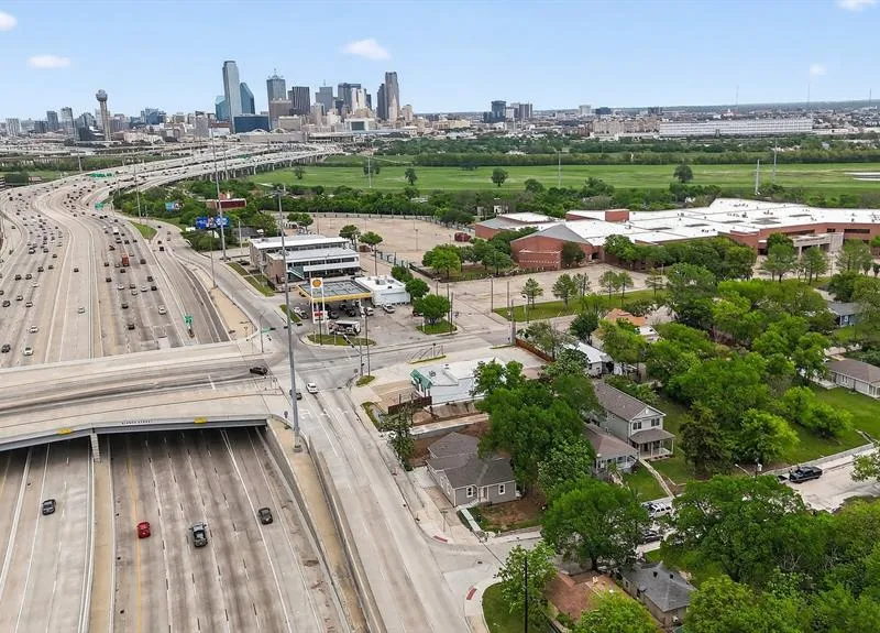 1023 Church Street, Dallas TX 75203