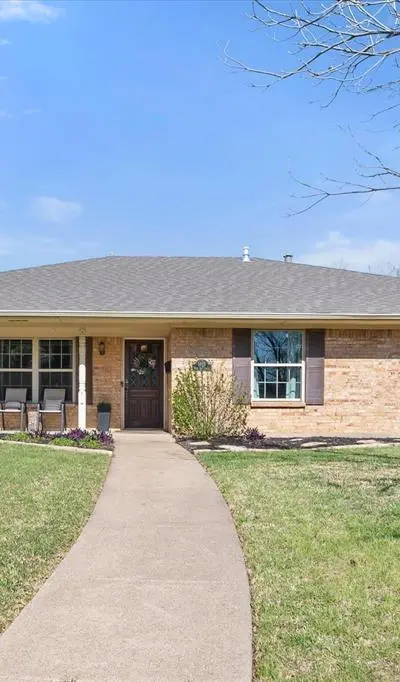 1415 Moss Rose Circle, Irving TX 75061