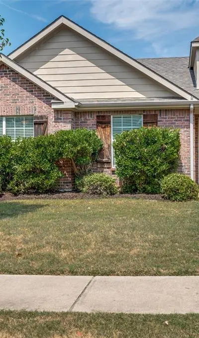 8823 Eastwood Avenue, Cross Roads TX 76227 - Photo 3