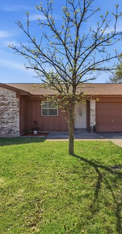 3228 Hummingbird Lane, Denton TX 76209