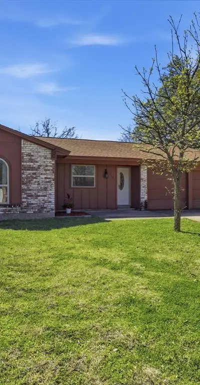 3228 Hummingbird Lane, Denton TX 76209 - Photo 3