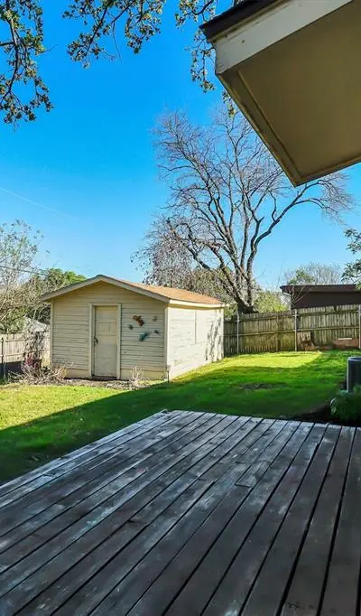 412 Fleming Drive, Hurst TX 76053 - Photo 5