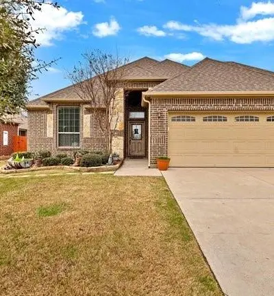 905 Cloudlock Drive, Saginaw TX 76179