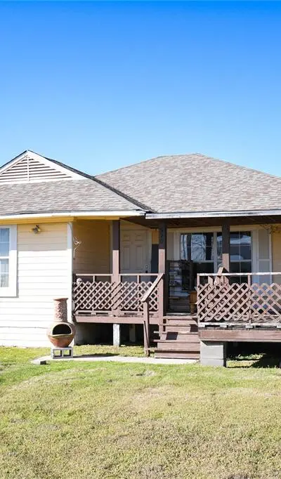 520 W Oak Street, Gunter TX 75058