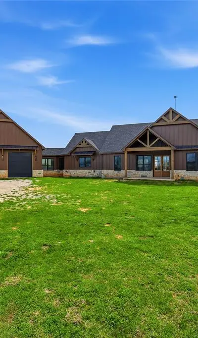 3988 Lake Valley Road, Sunset TX 76270
