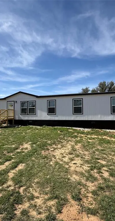 380 Valley Ridge Drive, Bridgeport TX 76426 - Photo 2