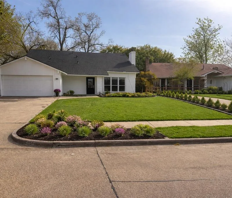 3834 Shadycreek Drive, Garland TX 75042