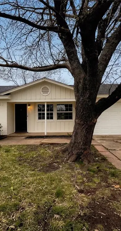 802 N Hughes Street, Howe TX 75459