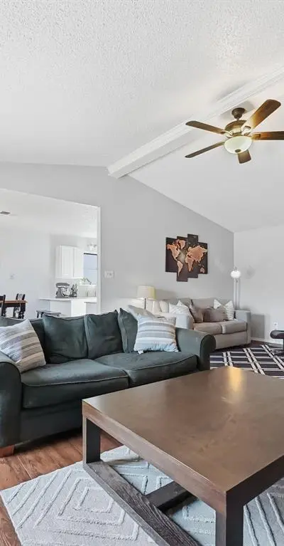 321 Juniper Drive, Arlington TX 76018 - Photo 3