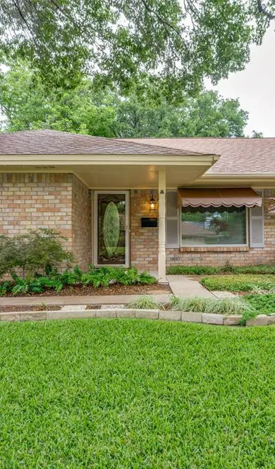 4908 Wheelock Drive, Fort Worth TX 76133 - Photo 2