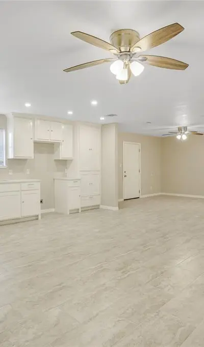 2900 Linden Lea, Irving TX 75061 - Photo 4