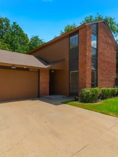 1600 Brentwood Drive, Irving TX 75061
