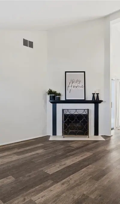 6958 Newberry Court W, Fort Worth TX 76120 - Photo 5