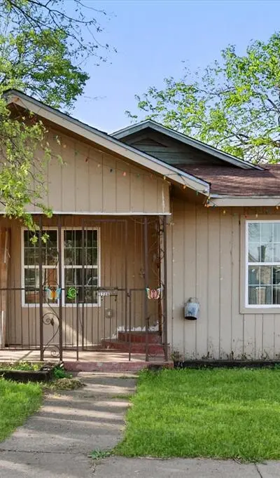 3708 Avenue M, Fort Worth TX 76105